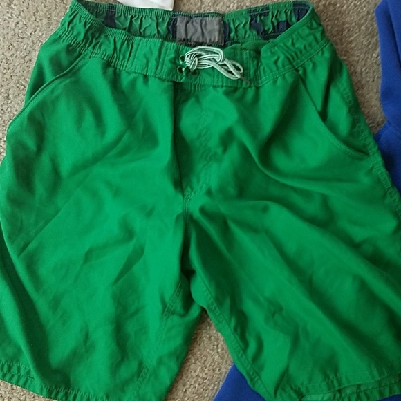 Hoodie, shorts, polos, and swim trunks - Picture 3 of 6
